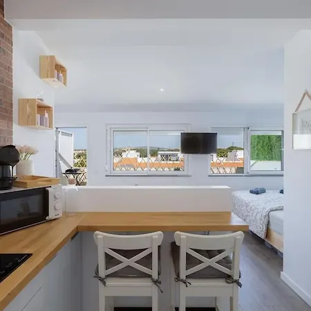 Lovely Brand-new Rooftop Studio With A View Apartment Quarteira