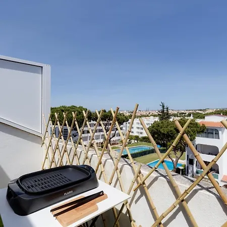 Lovely Brand-new Rooftop Studio With A View